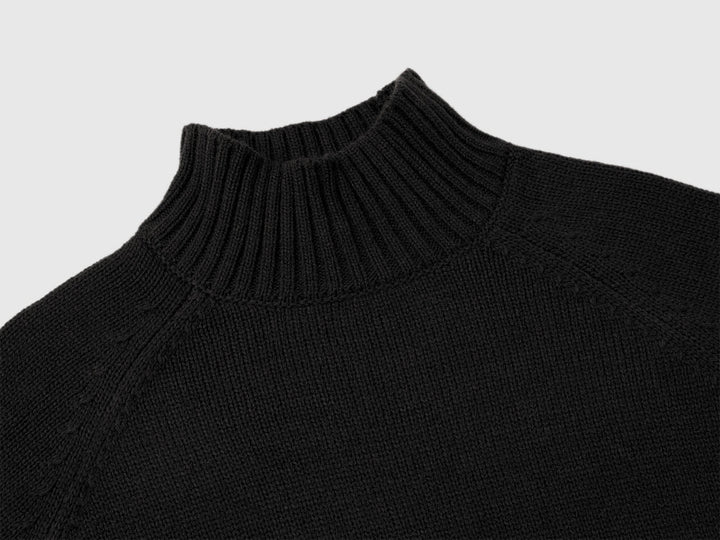 Sweater - Black