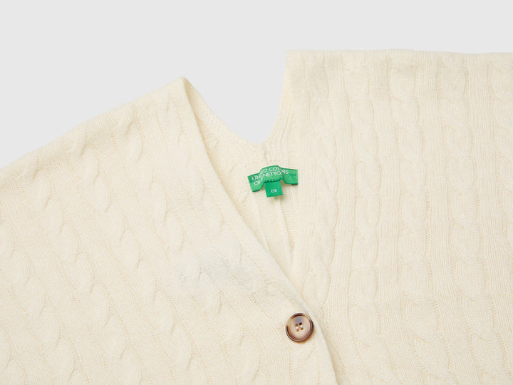 Cape - White