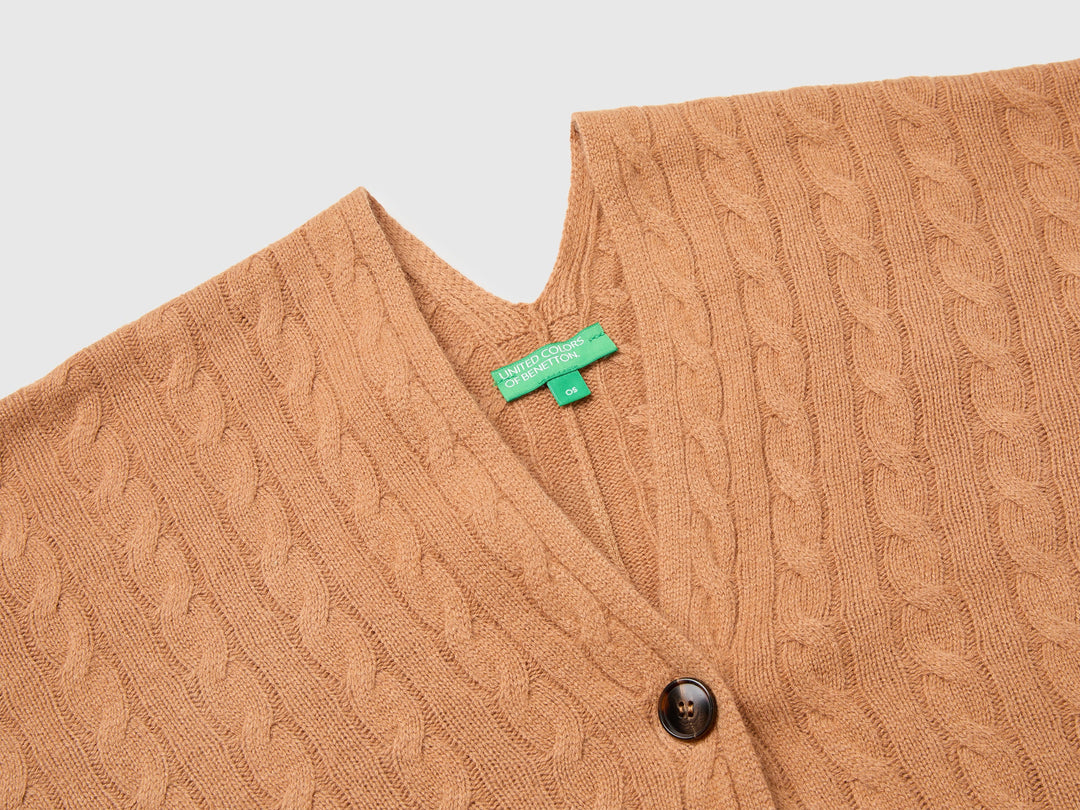 Cape - Brown