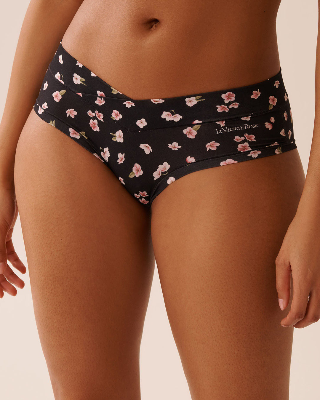 Perfect Fit Hiphugger Panty - Black Beauty Cherry Blossom