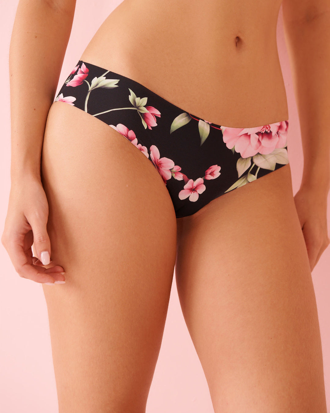 Micro Be Free Cheeky - Black