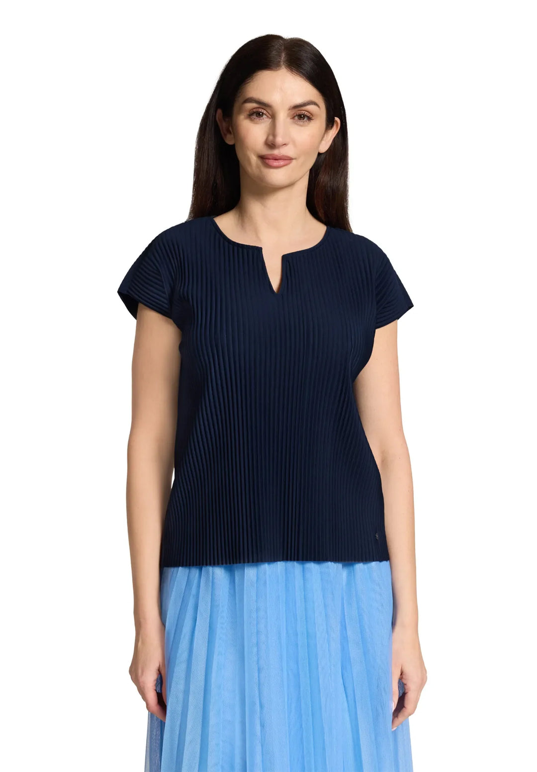 Short-Sleeved Pleated Shirt