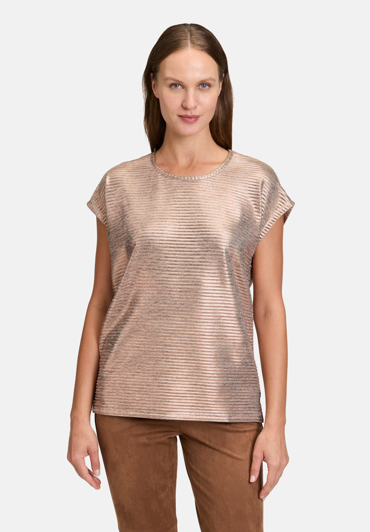 Casual Shirt with a Shiny Effect