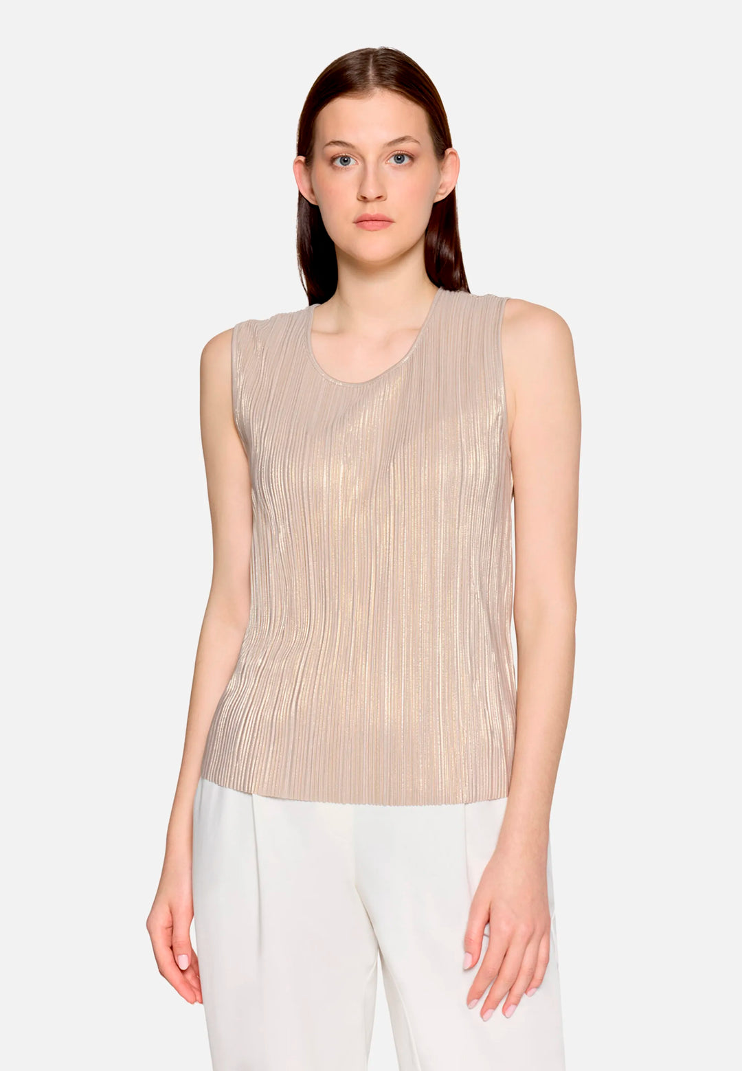 Casual Shirt with a Glossy Effect