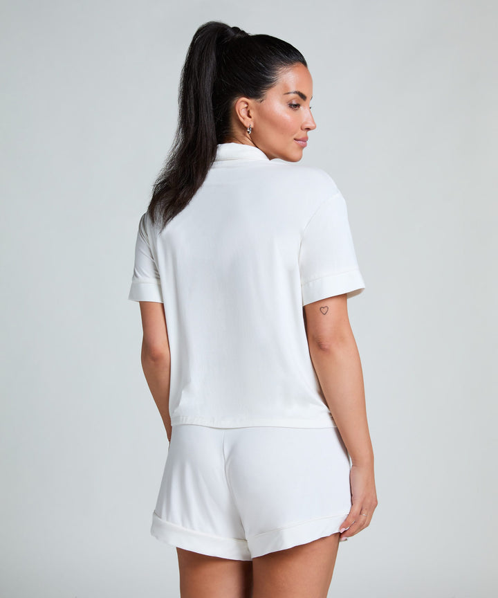 Essential Jersey Short-Sleeved Jacket - Whisper White