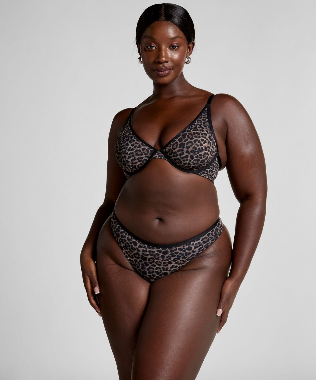 Highleg String Tara Leopard - Caviar