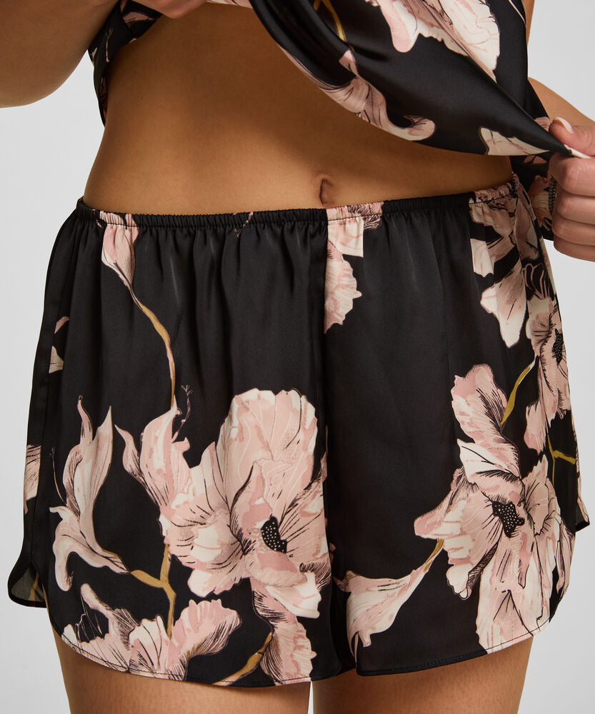 Short Flower