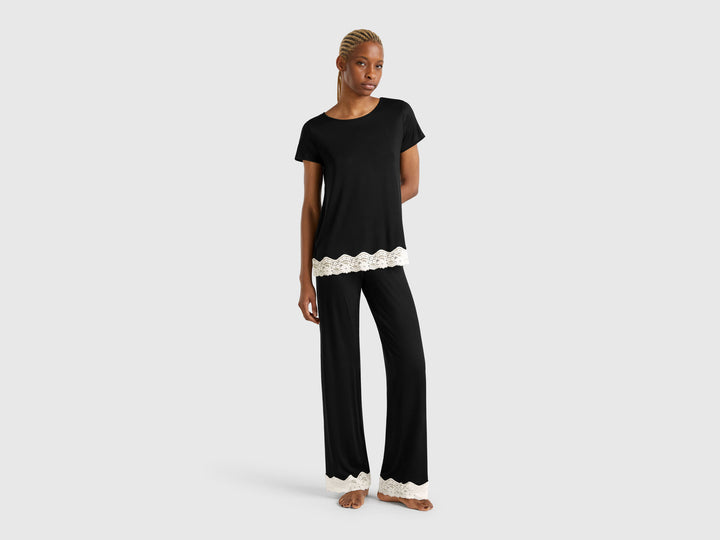 T-Shirt - Black