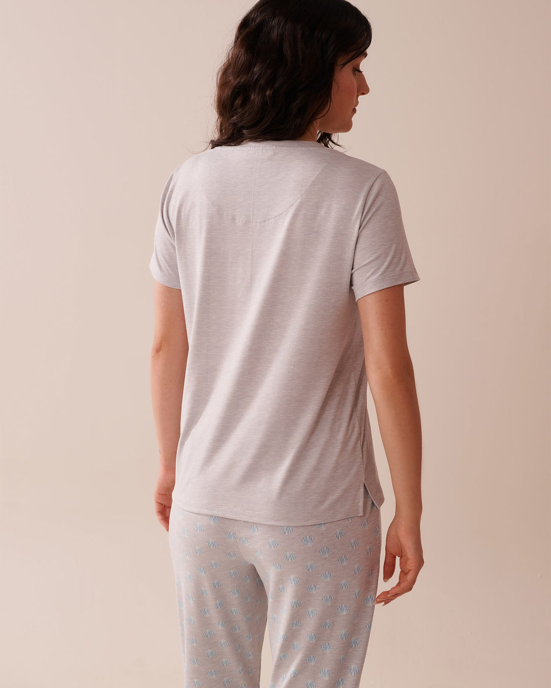 Seashell Print Super Soft T-shirt - Comfy Grey Mix Printed
