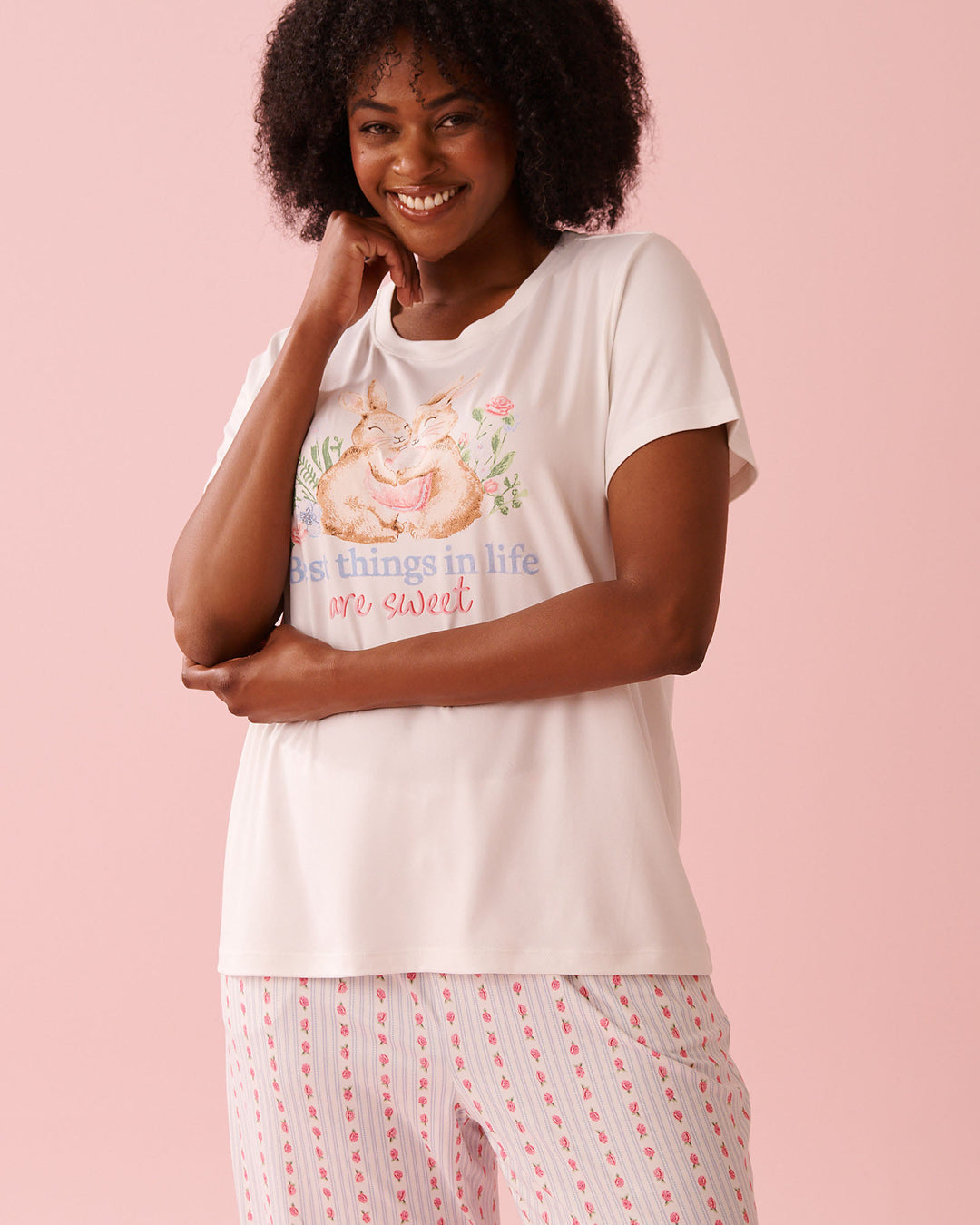 Peachy Dream Rabbit T-shirt - White