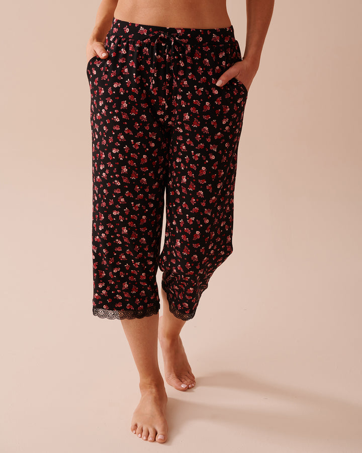 Ditsy Rose Super Soft Capris - Black Beauty Ditsy