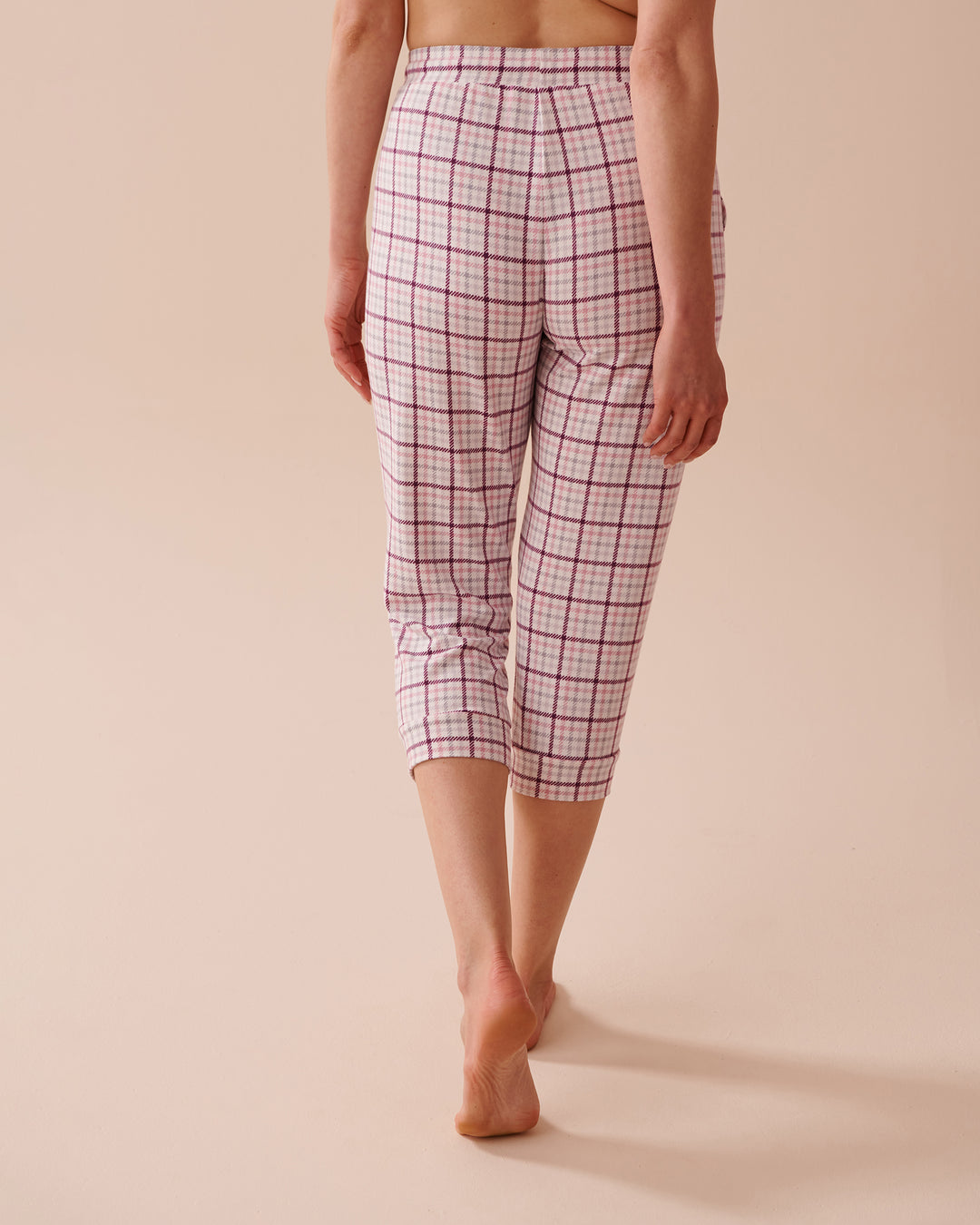 Cupcake Print Recycled Fibers Fitted Capris - Coffee Cups