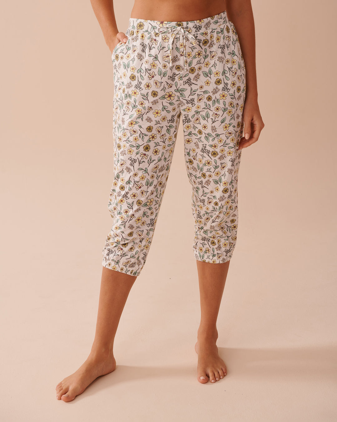 Multicolour Plaid Cotton Fitted Capris - Lilas Plaid