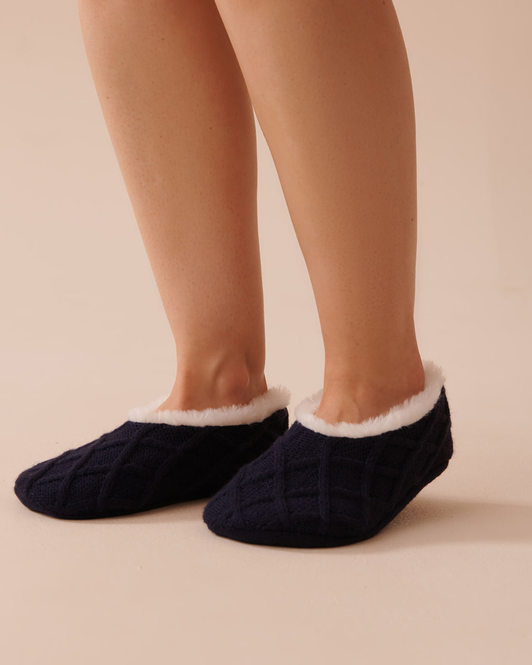 Cable-Knit and Faux Fur Slipper Socks - Lozenge Evening Blue