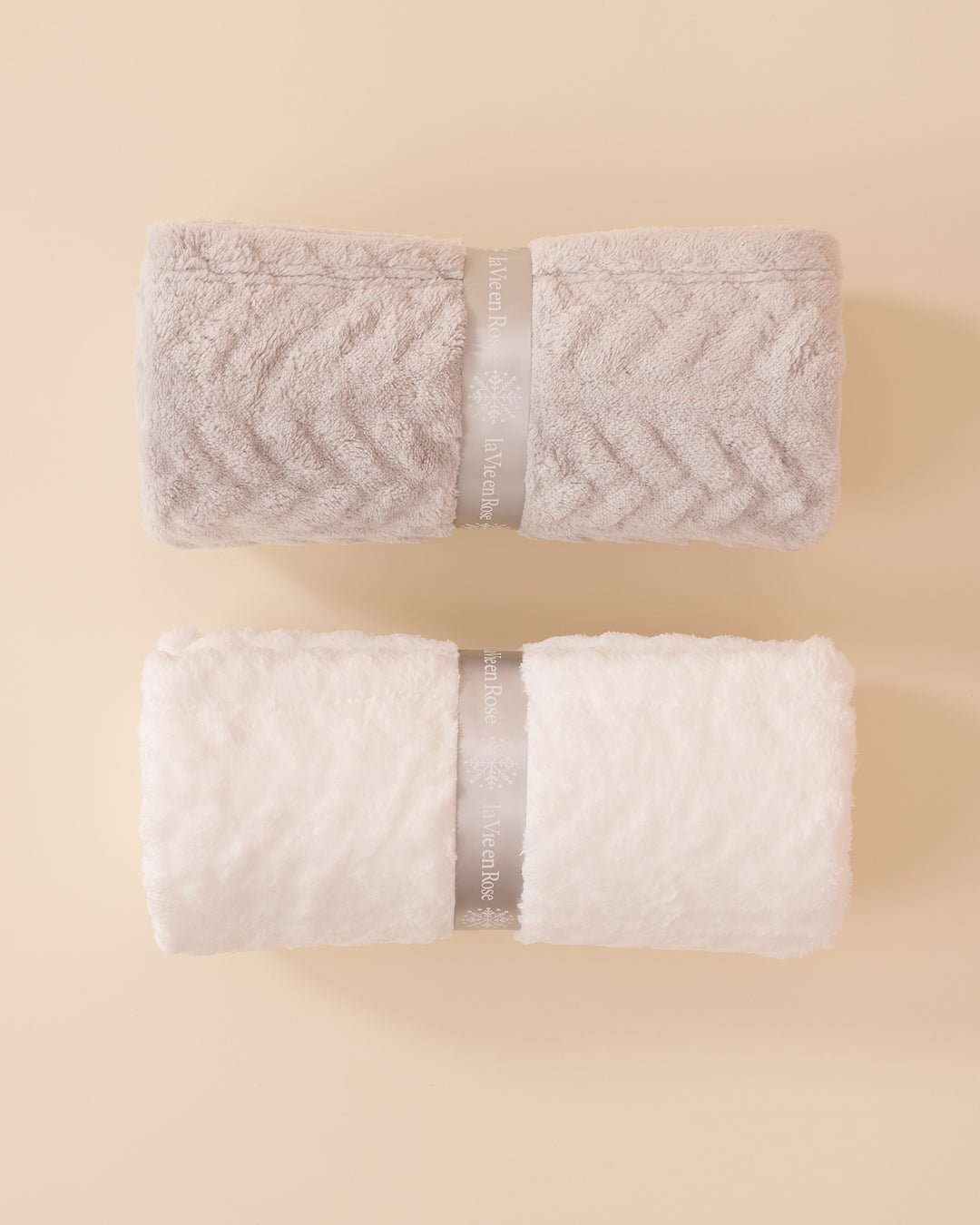 Cable Effect Soft Plush Blanket - Microchip Cable