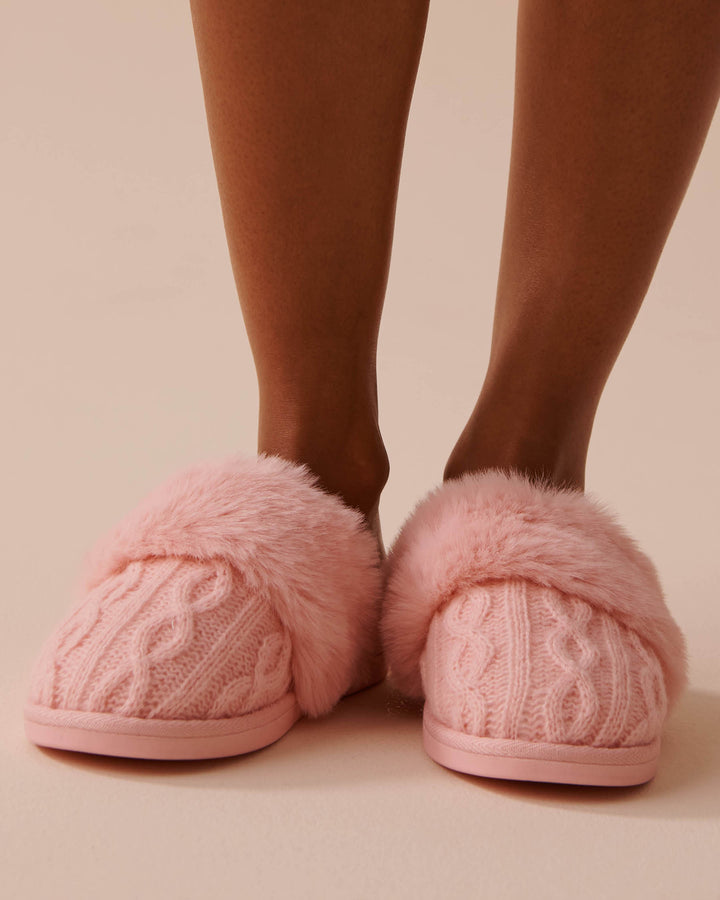 Cable Knit and Faux Fur Slippers - Evening Blue