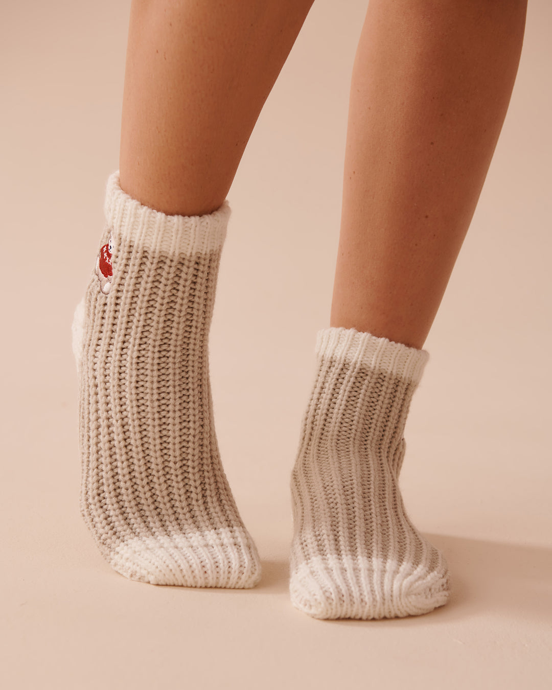 Knitted Socks with Winter Embroidery - Microchip