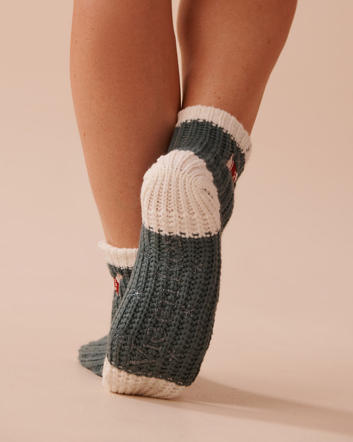 Knitted Socks with Winter Embroidery - Aquifer