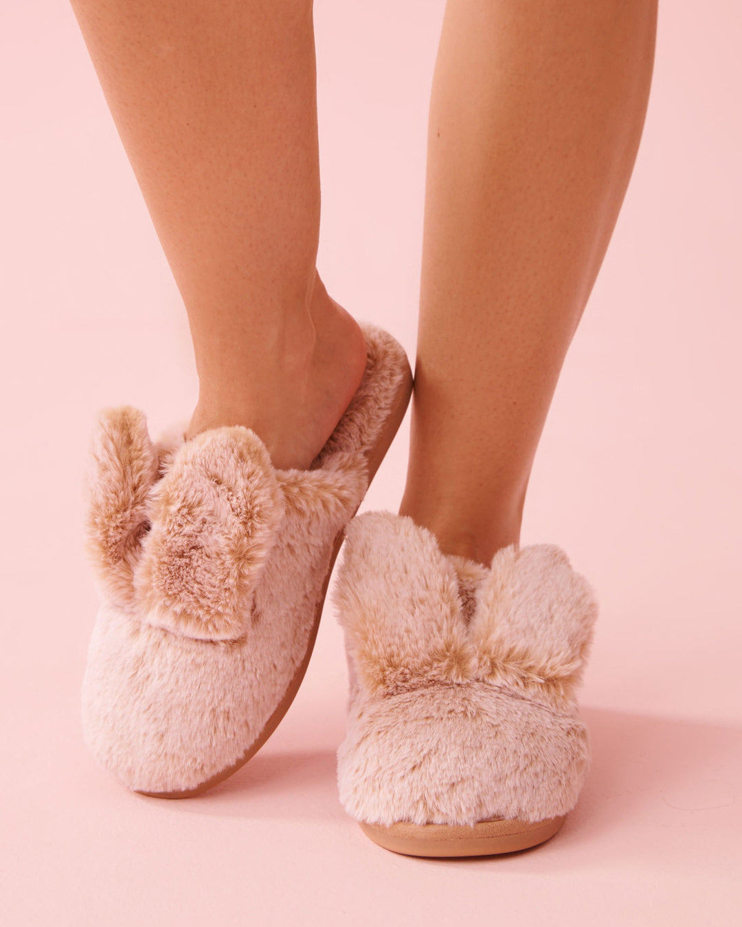 Rabbit Slipper - Brown