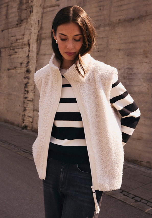 Faux Fur Vest with Pockets