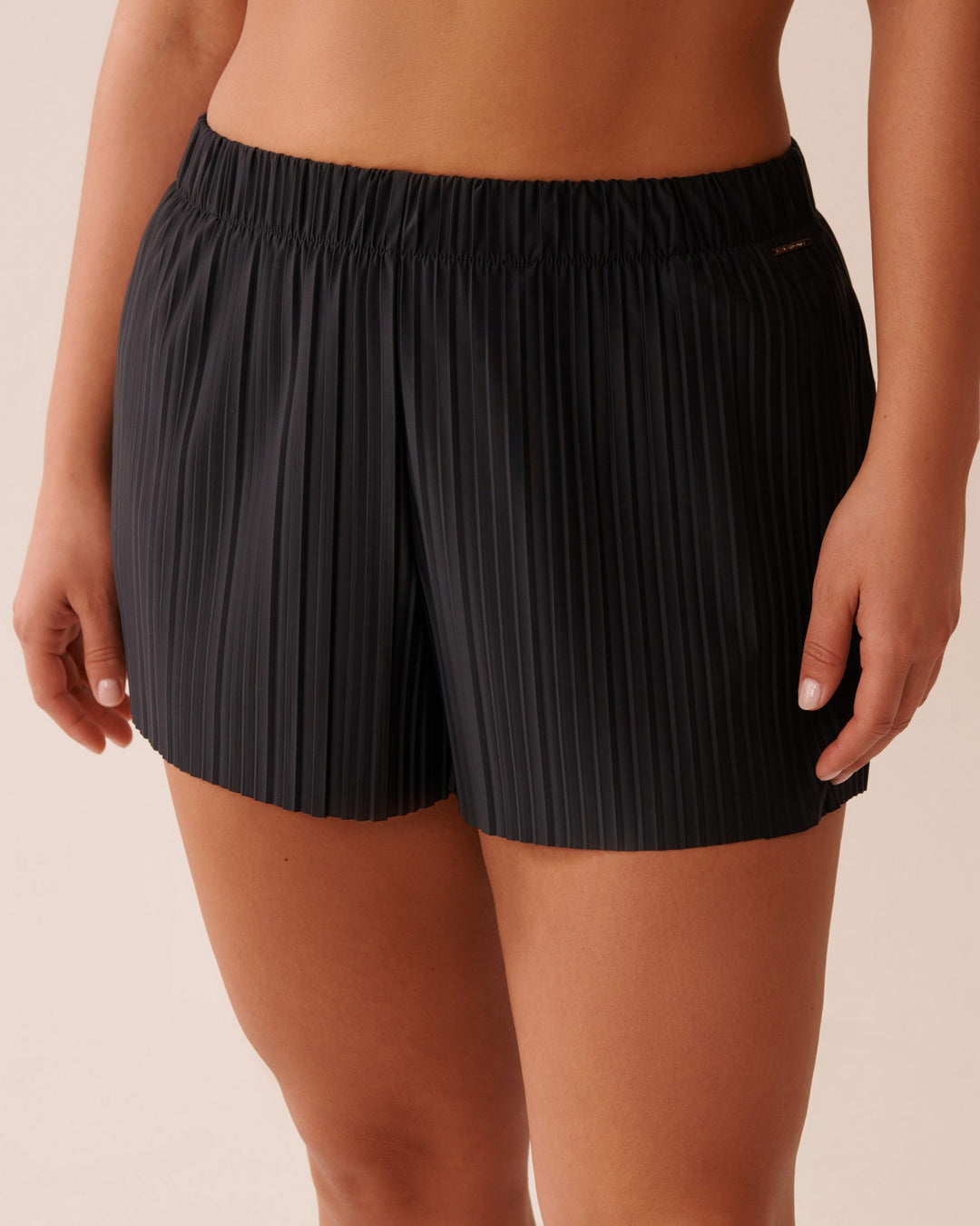 Lightweight Pleated Effect Shorts - Black Beauty