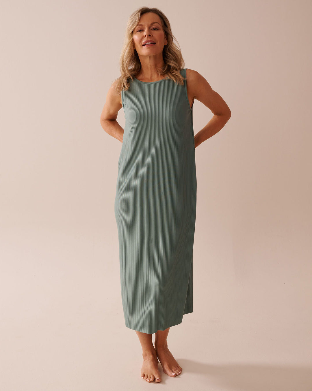 Pleated Effect Long Sleeveless Dress - Chinois Green