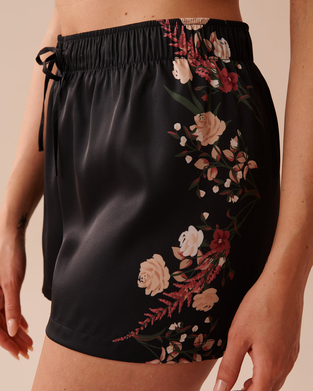 Black Bouquet Satin Shorts - Black Bouquet Stripes