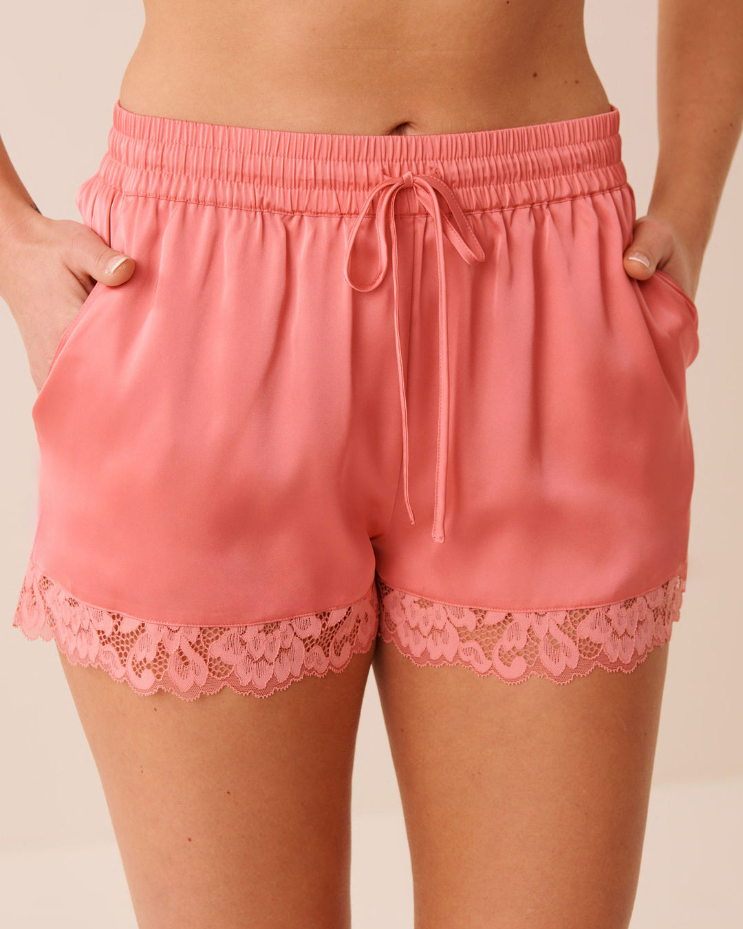 Short Satin Lace - Pink