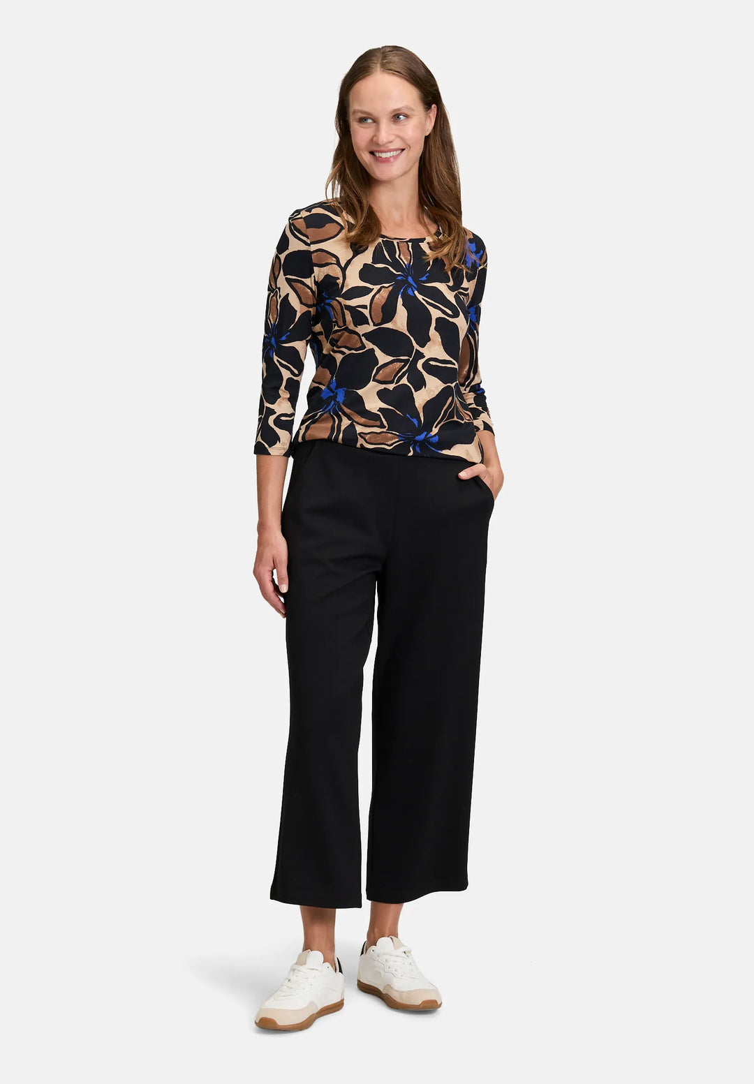 Pull-On Trousers with Pockets