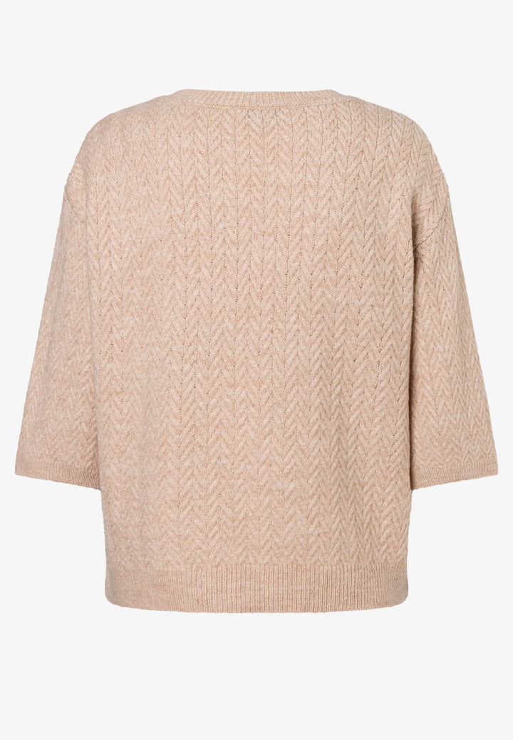 Pullover with Structure
