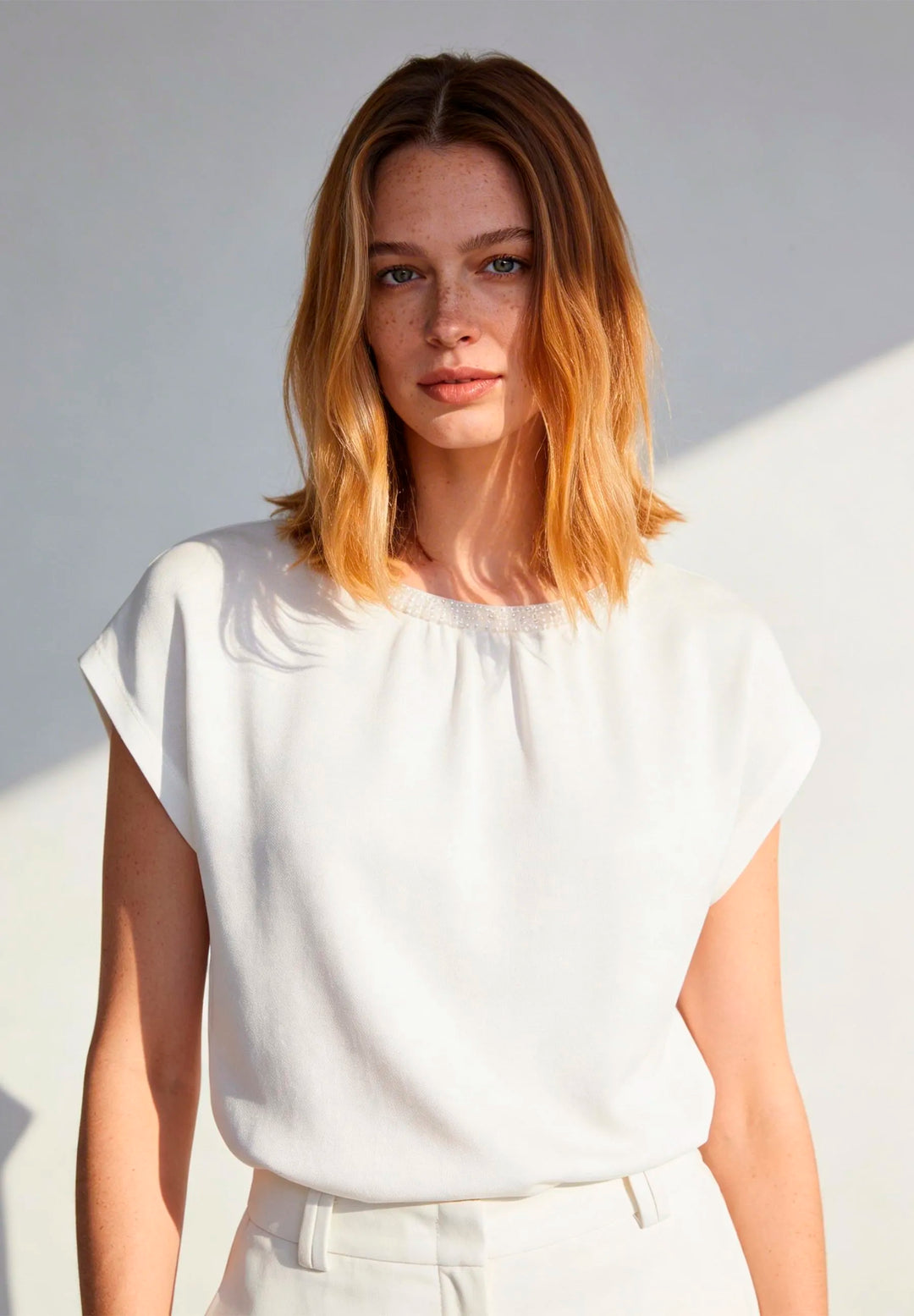 T-Shirt with Pearls At The Neckline