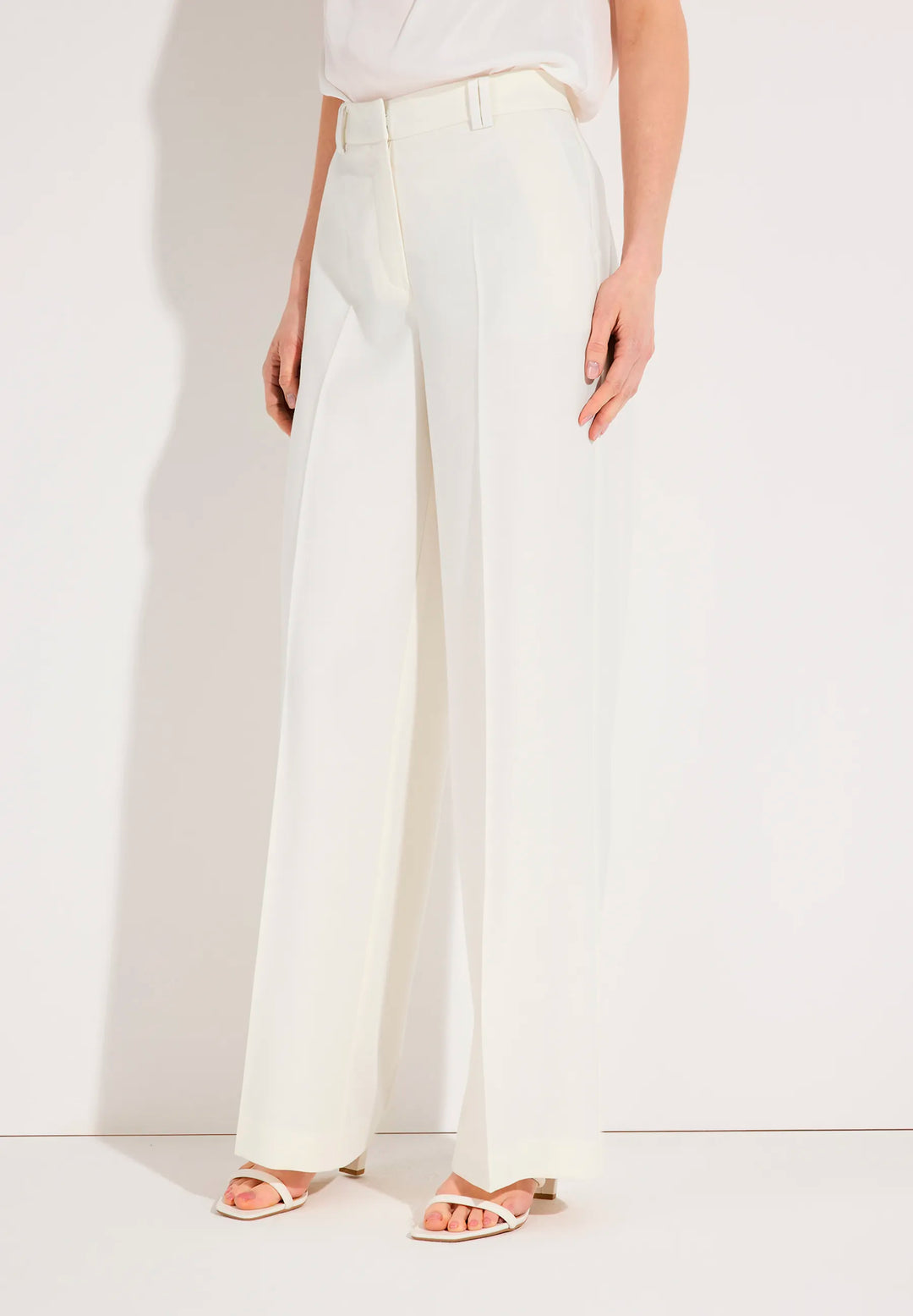 Wide-Legged Suit Trousers