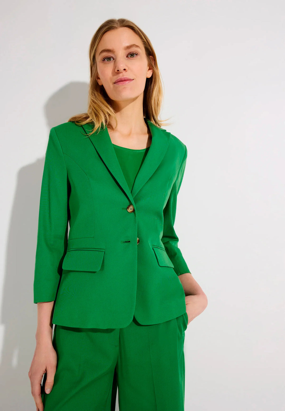 Blazer with 3/4 Sleeves
