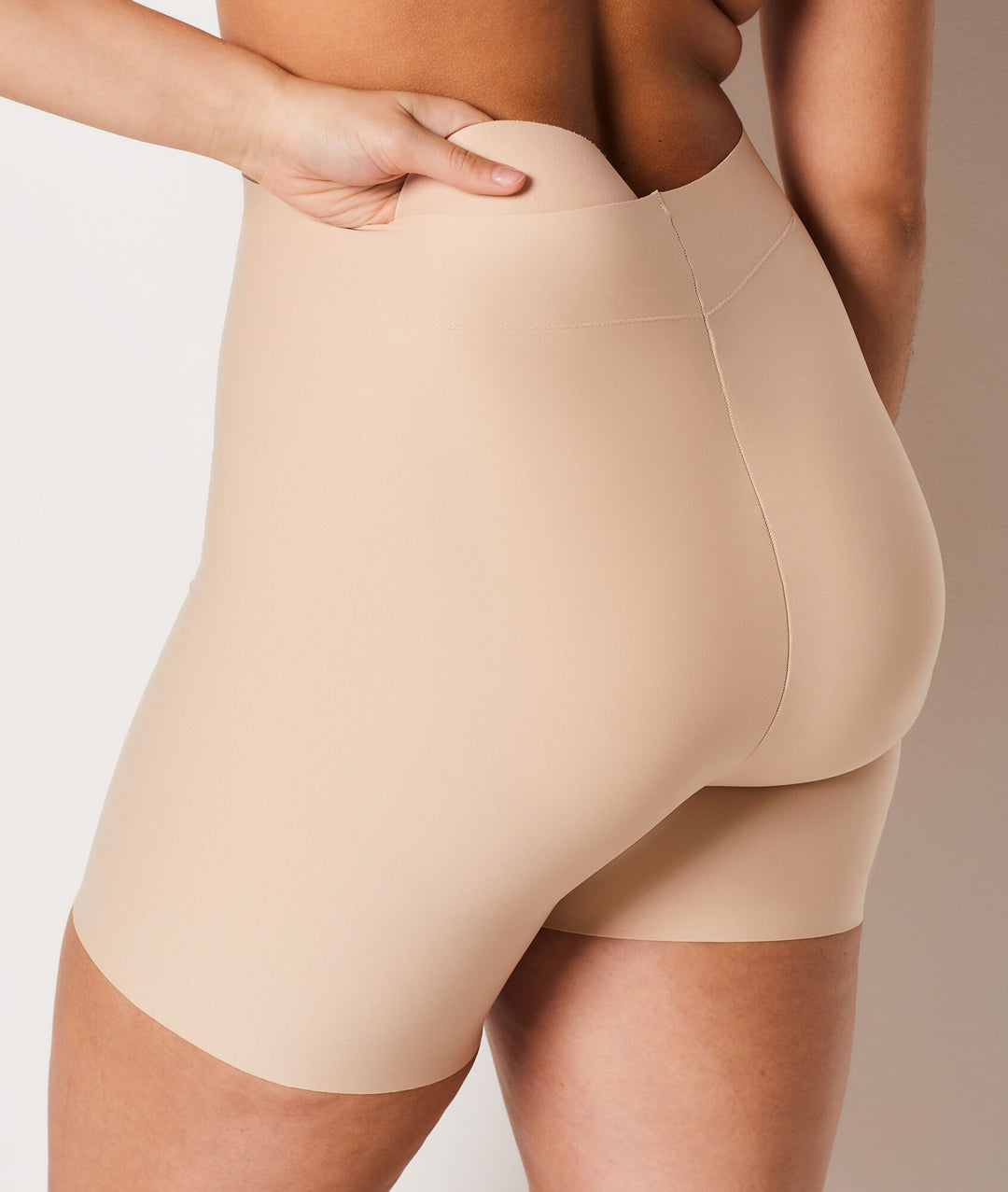 Short - Beige