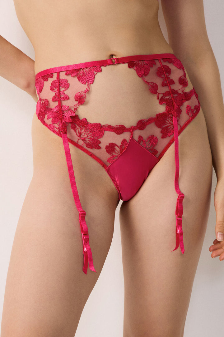 Garters &amp; Suspenders - Pink