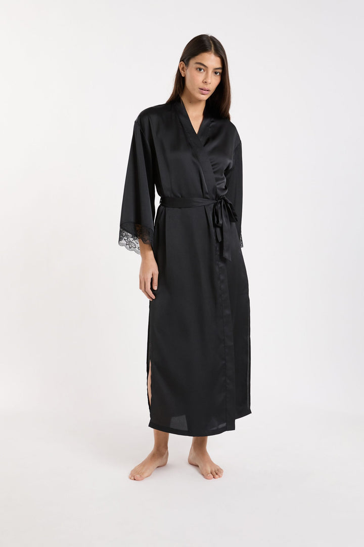Robe - Black