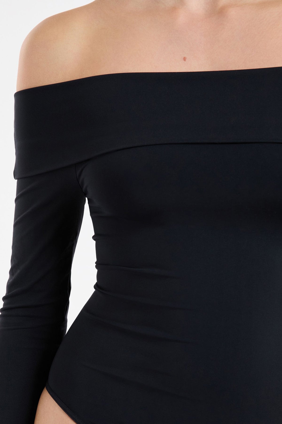 BODY - Black