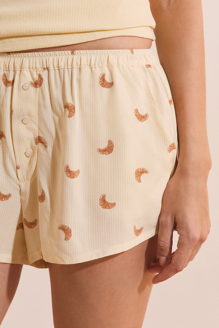 Croissant Print Pajama Shorts - Jaune Pale.