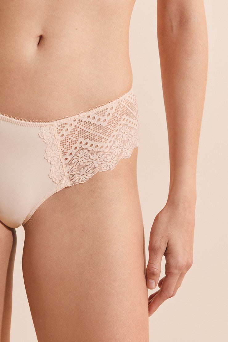 Boyshort In Lace - Blush