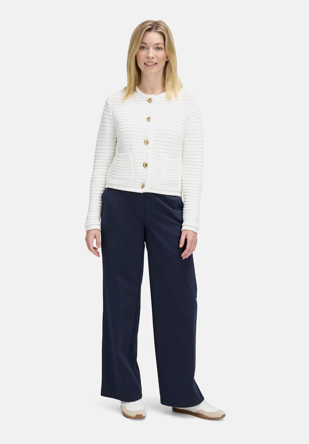 Pull-On Trousers with Pockets
