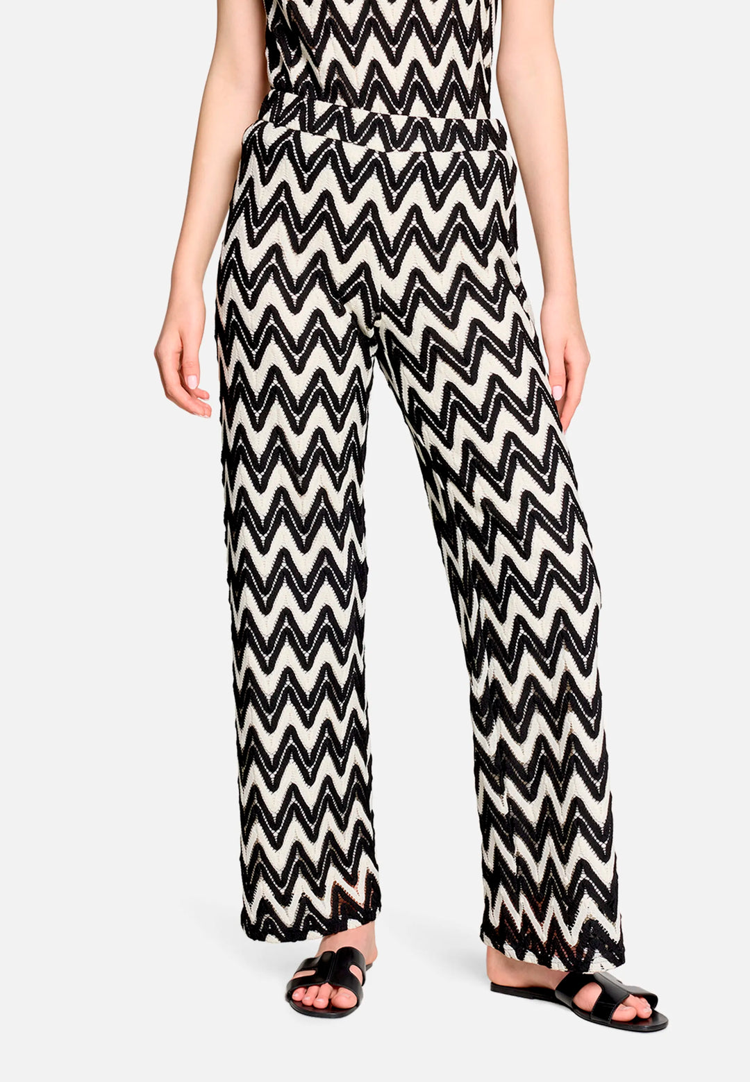 Textured Pull-On Trousers