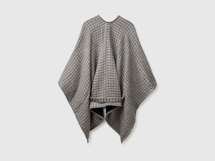 Cape - Black