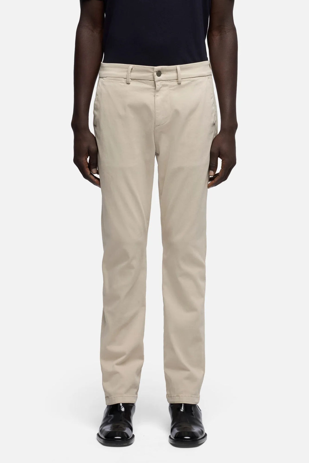 Slimmy Chino in Luxe Performance Sateen