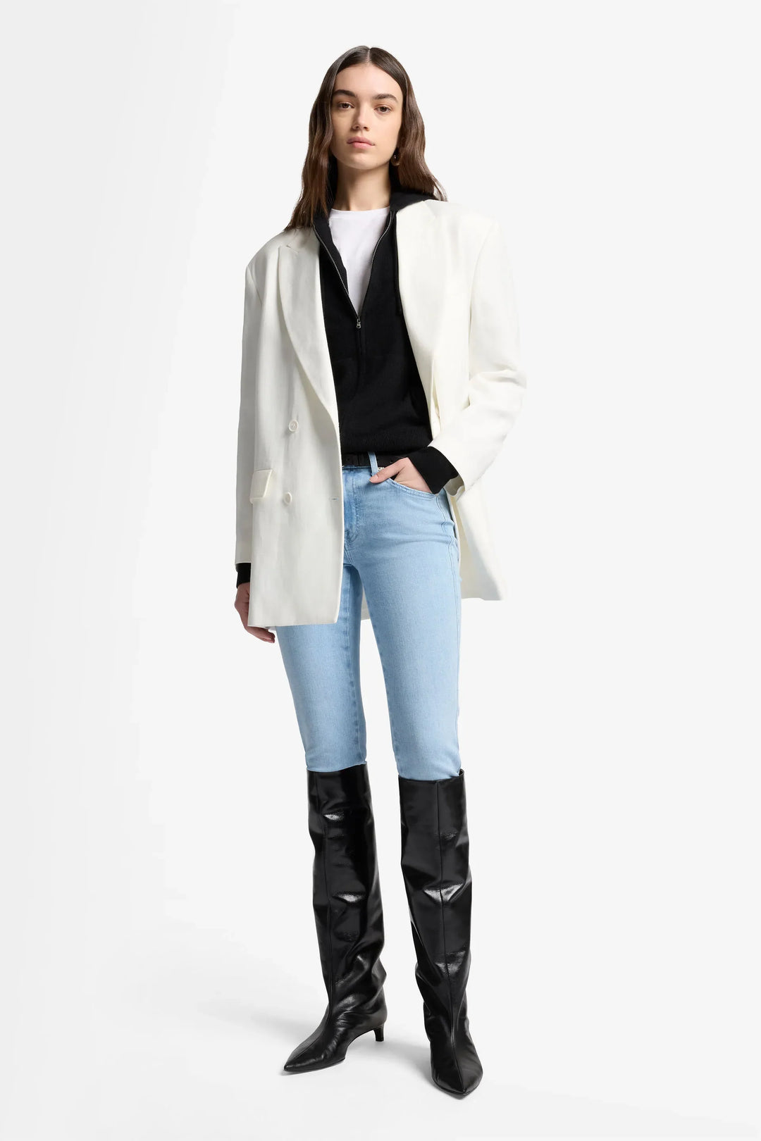 Kimmie Straight in Slim Illusion