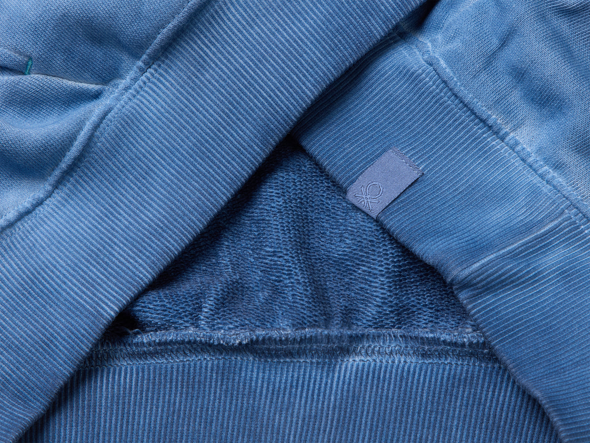 Sweatshirt With Hat M/L - Blue