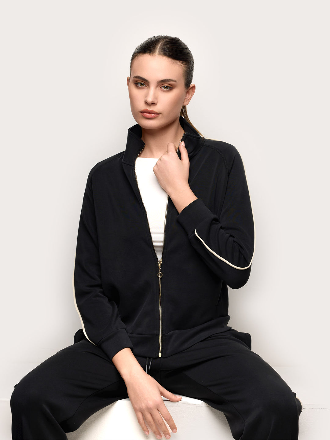 Sweatshirt - Black
