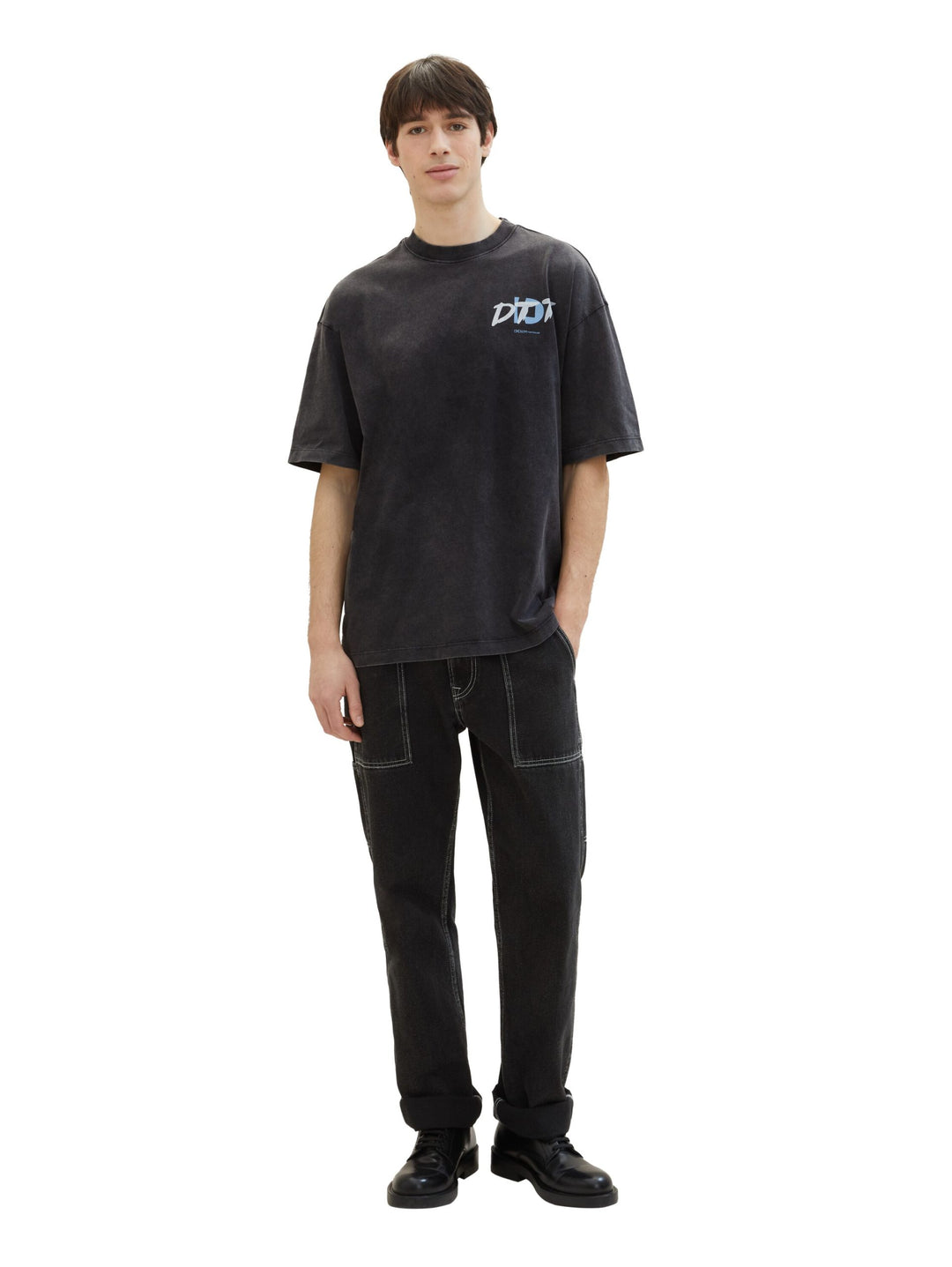 Oversized T-shirt with a print - Black