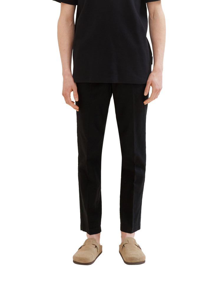 Relaxed tapered trousers with linen - Black