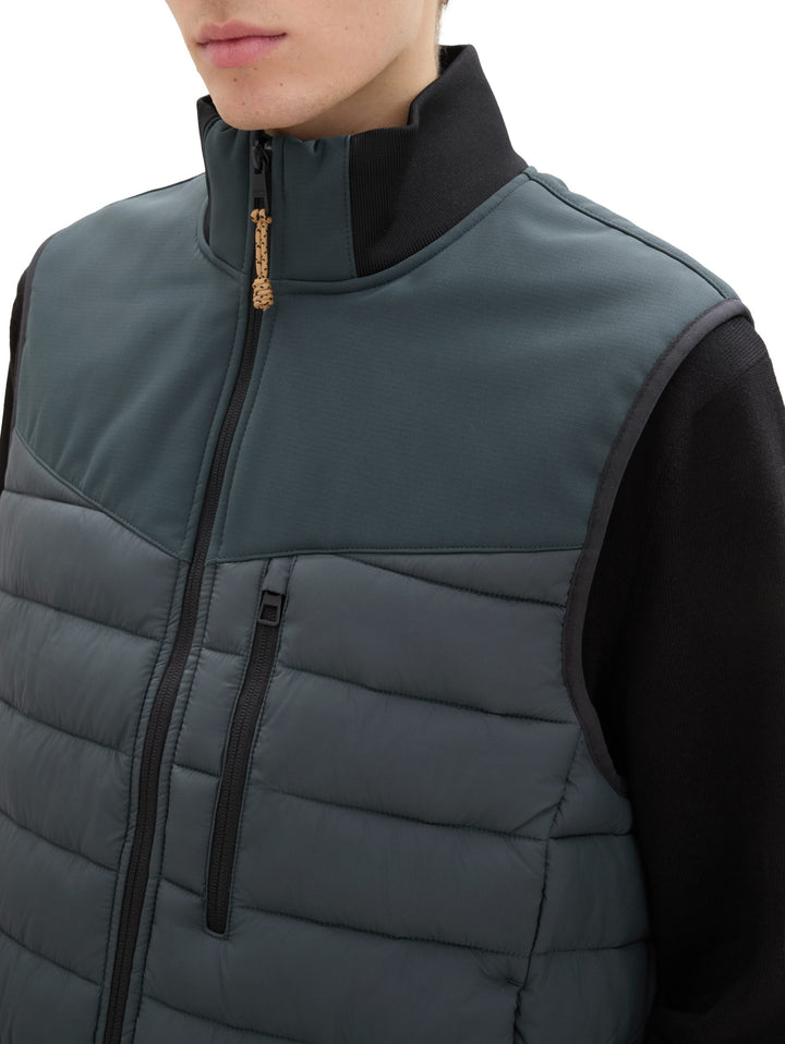 Hybrid Vest - Green