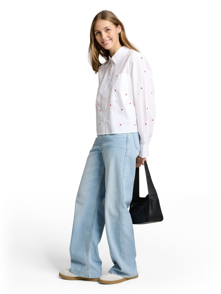 Boxy fit shirt blouse with heart embroidery - White